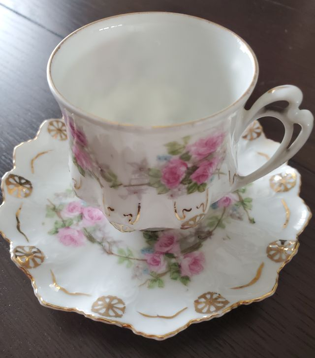 Drinking From My Saucer